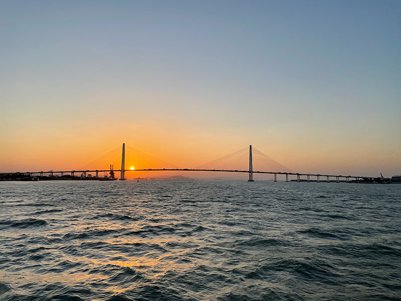元巢科技潮汕之旅之海濱長(zhǎng)廊郵輪觀光賞日落