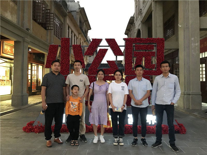 元巢科技潮汕之旅之海濱長(zhǎng)廊郵輪觀光賞日落汕頭小公園